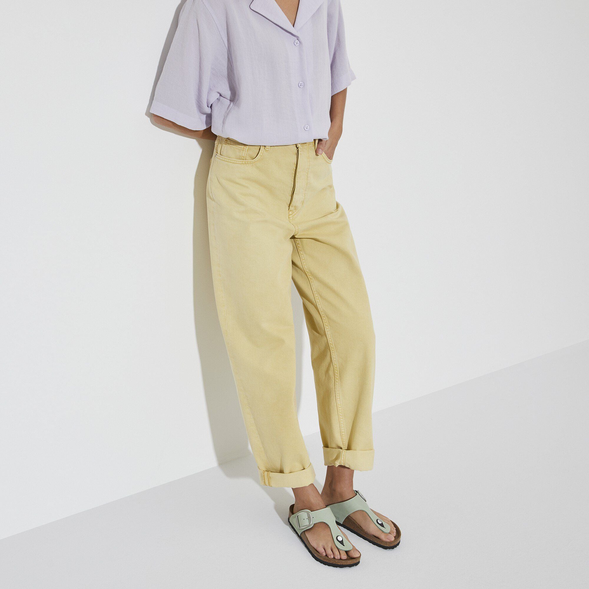 Gizeh Big Buckle Nubuck Leather Matcha