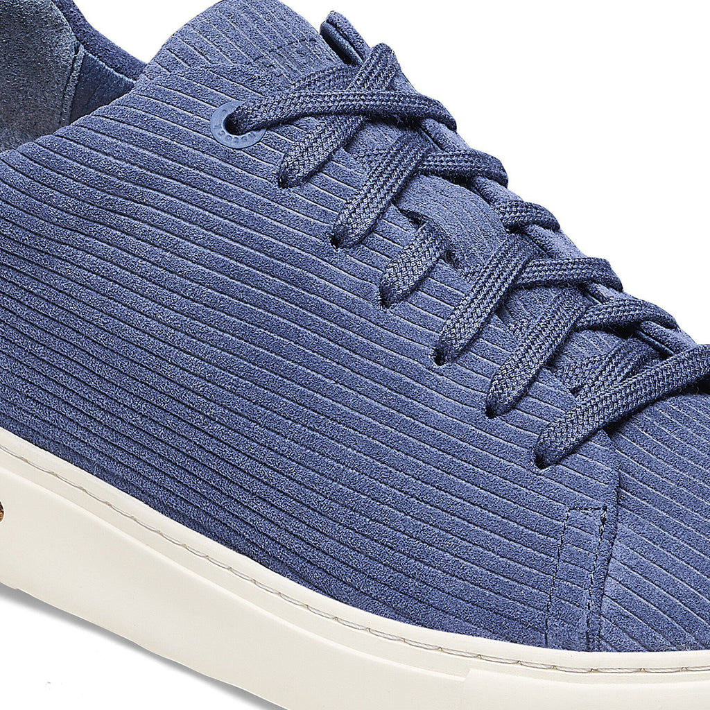 Bend Low Suede Leather Embossed