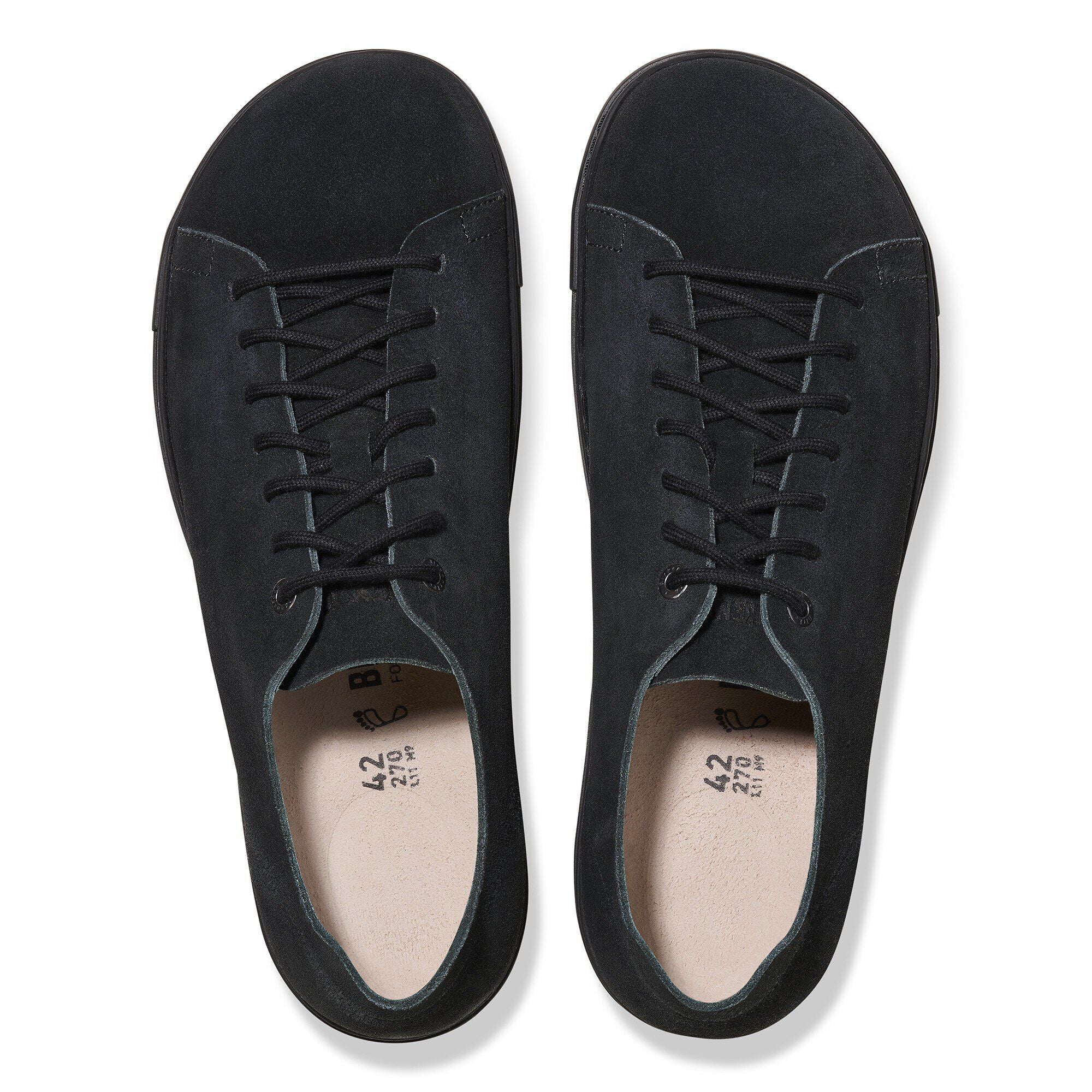 Bend Low Decon Nubuck Leather Triple Black