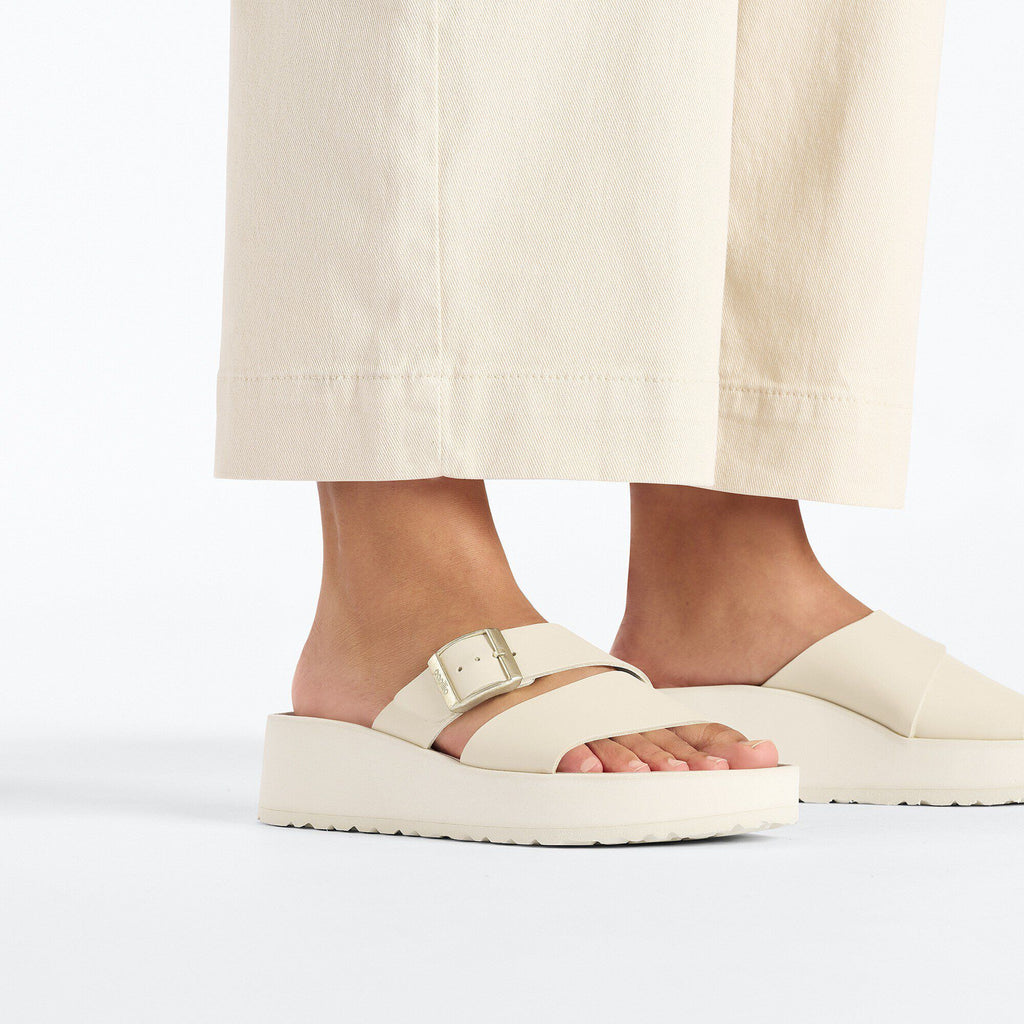 Almina Leather Ecru