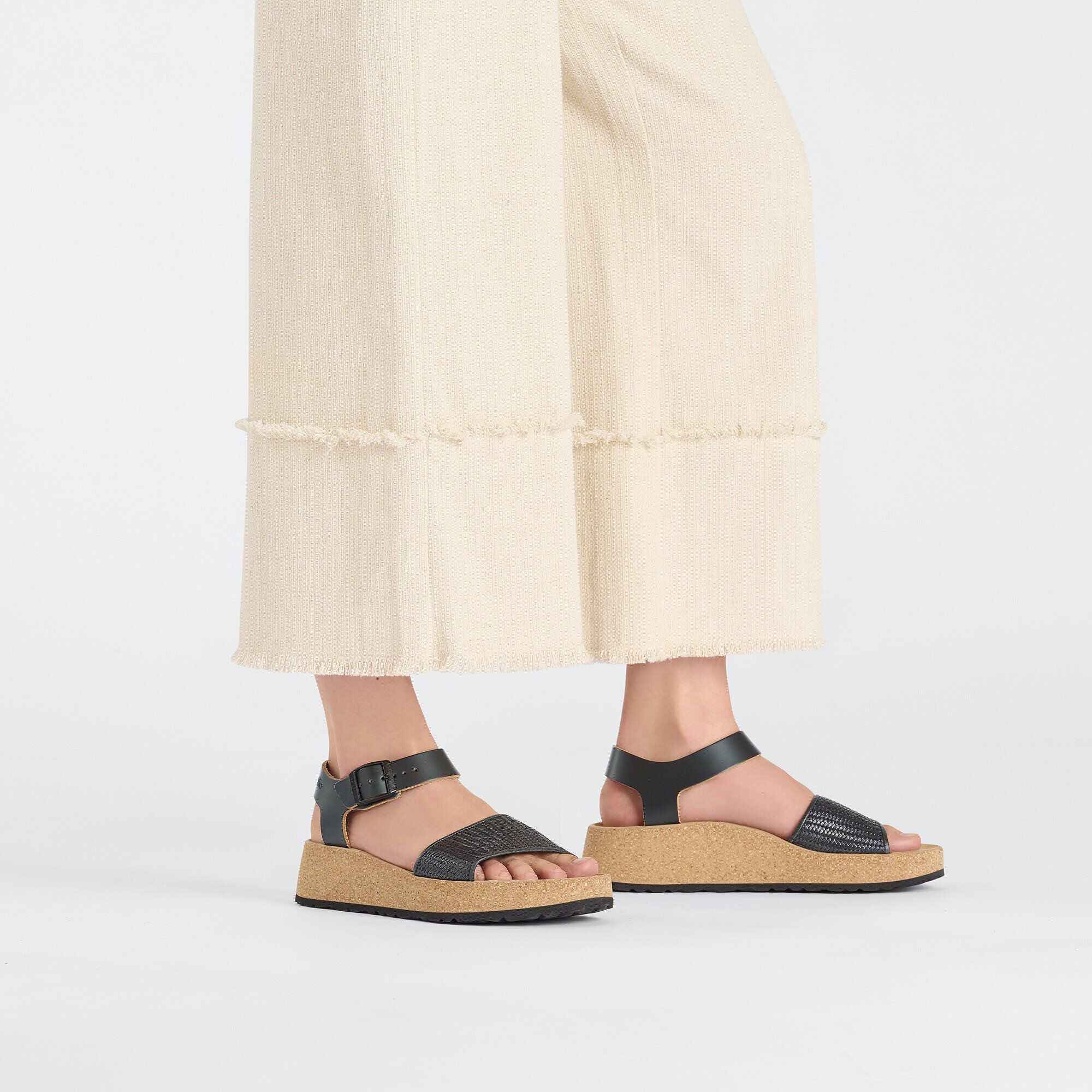 Glenda Natural Leather-Synthetics Black