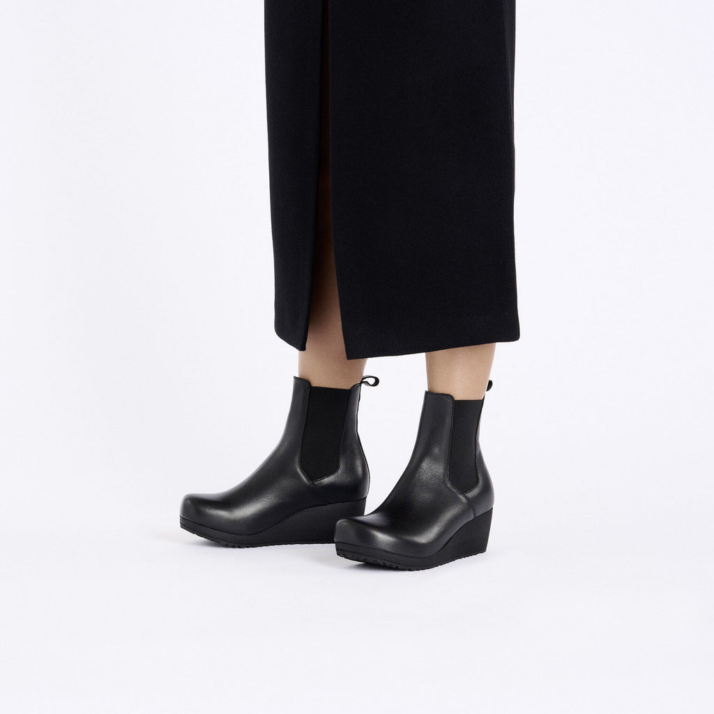 Ebba Slip On Natural Leather