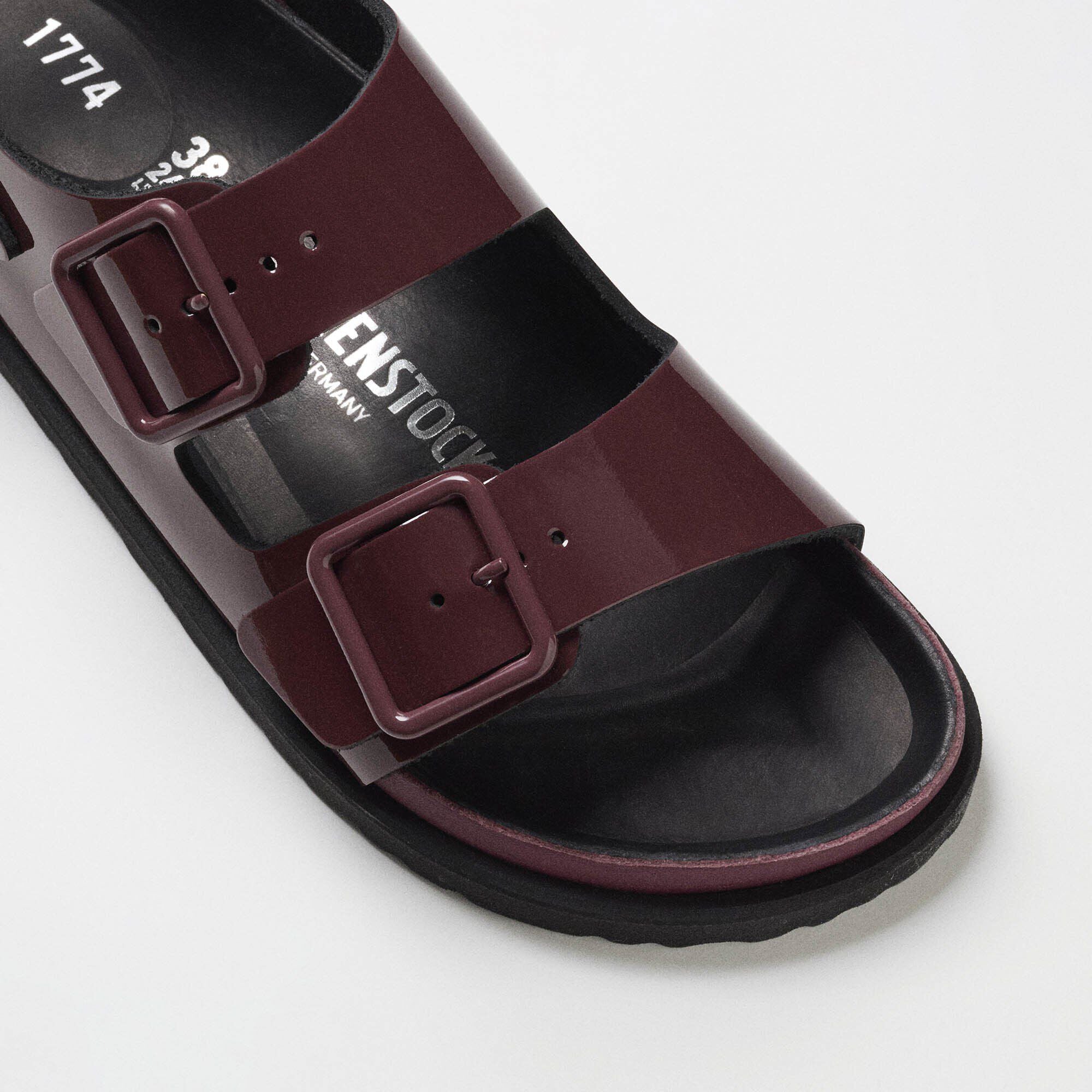 1774 Milano Leather Patent Leather Port