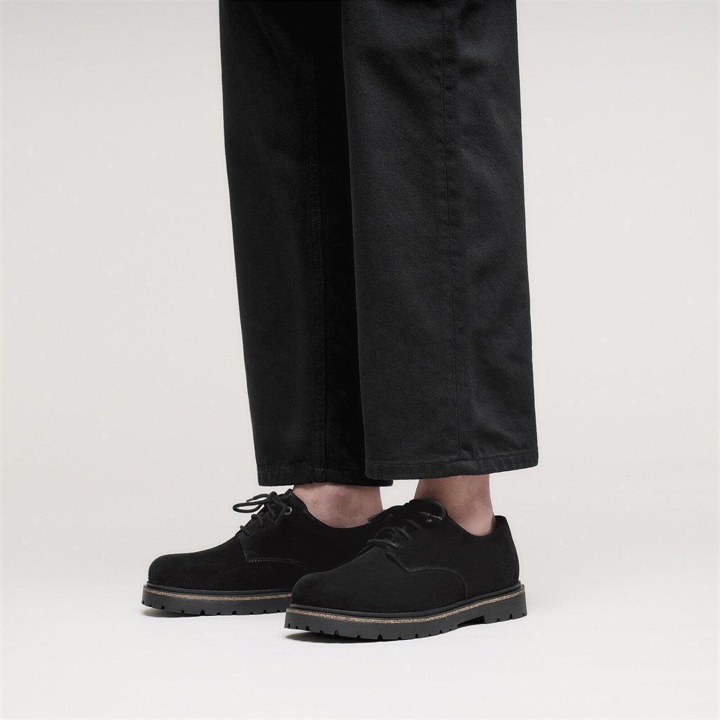 Highwood Lace Low Suede Leather Black