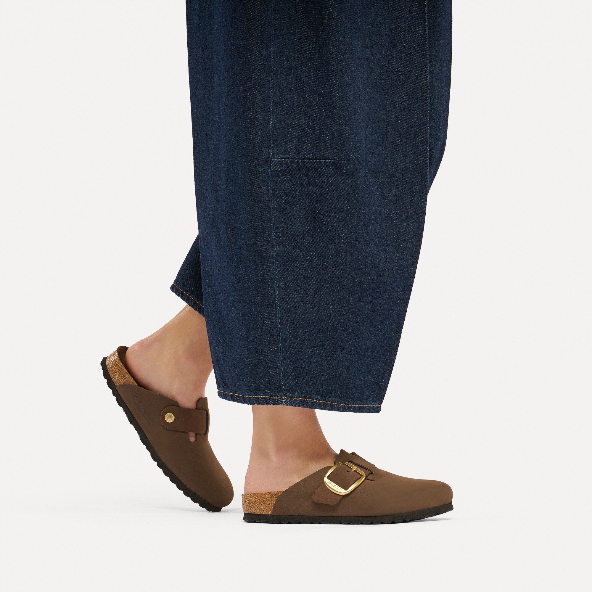 Boston Big Buckle Nubuck Leather