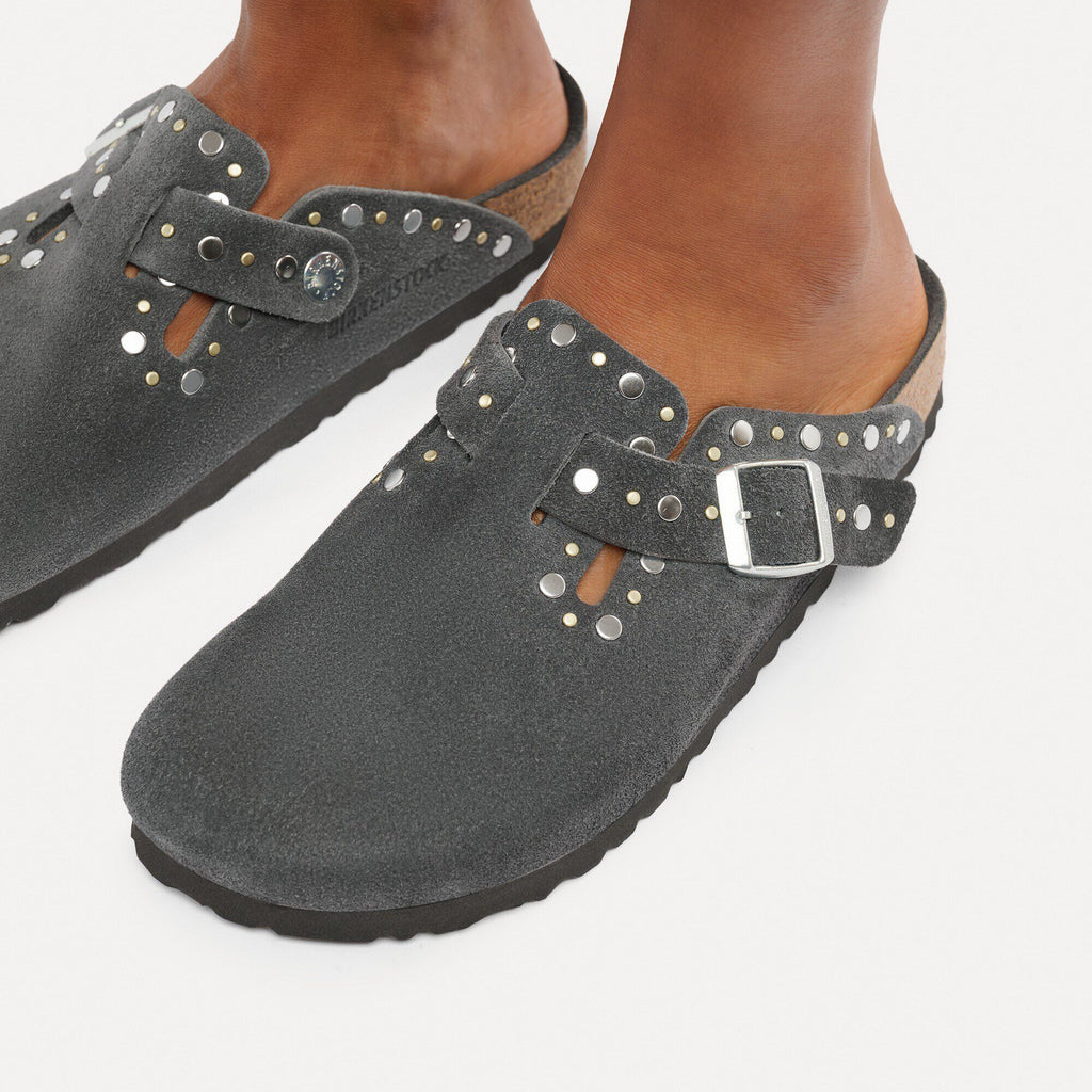 Boston Rivet Suede Leather