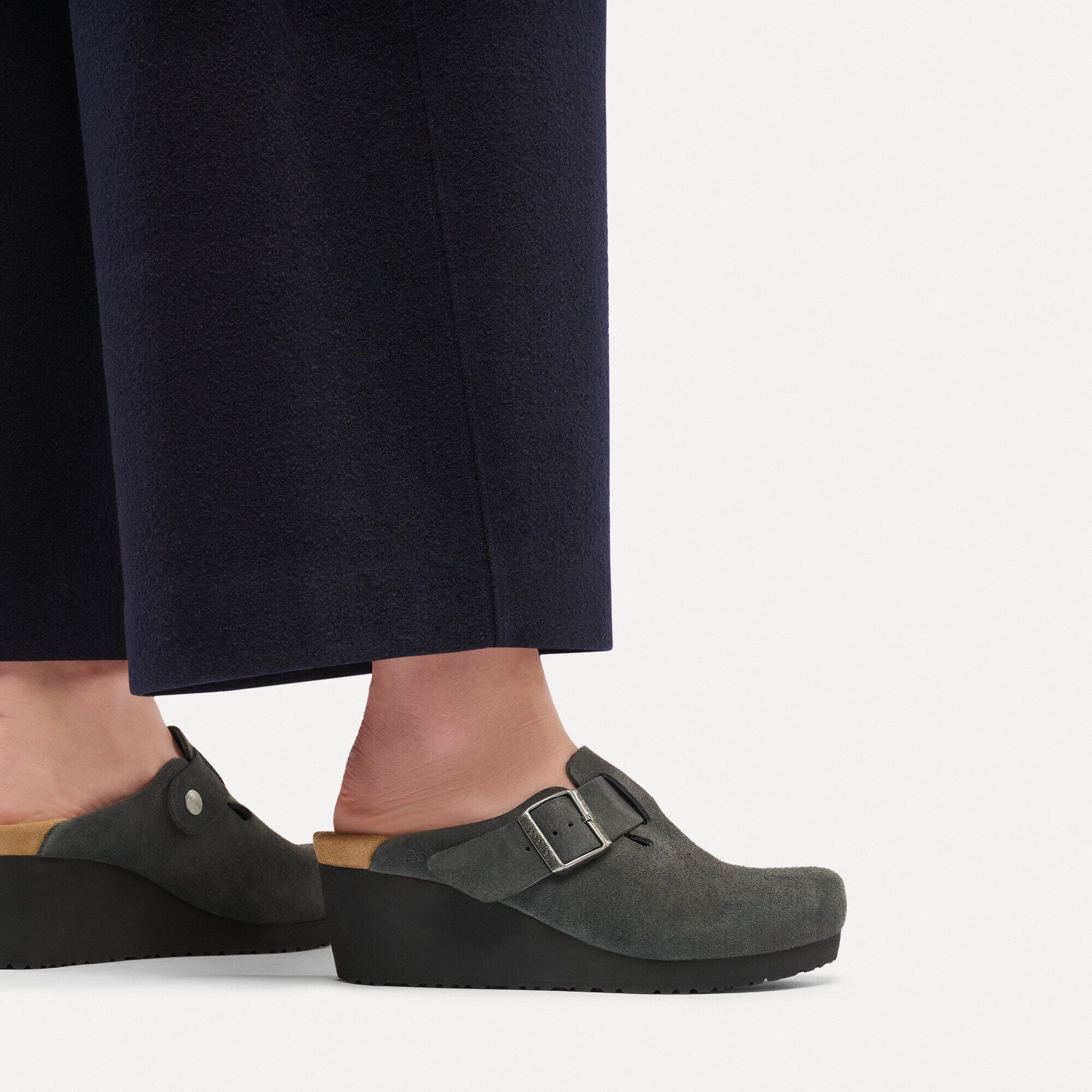 Fanny Suede Leather