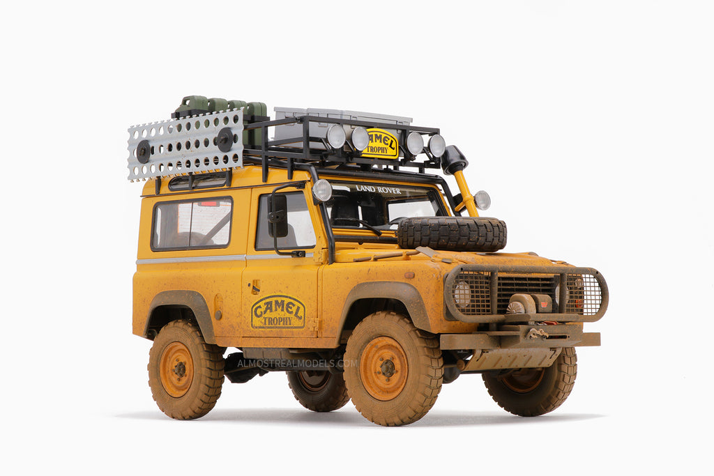 Land Rover Defender 90 ��Camel Trophy�� Borneo 1985 Dirty 1:18 by Almost Real