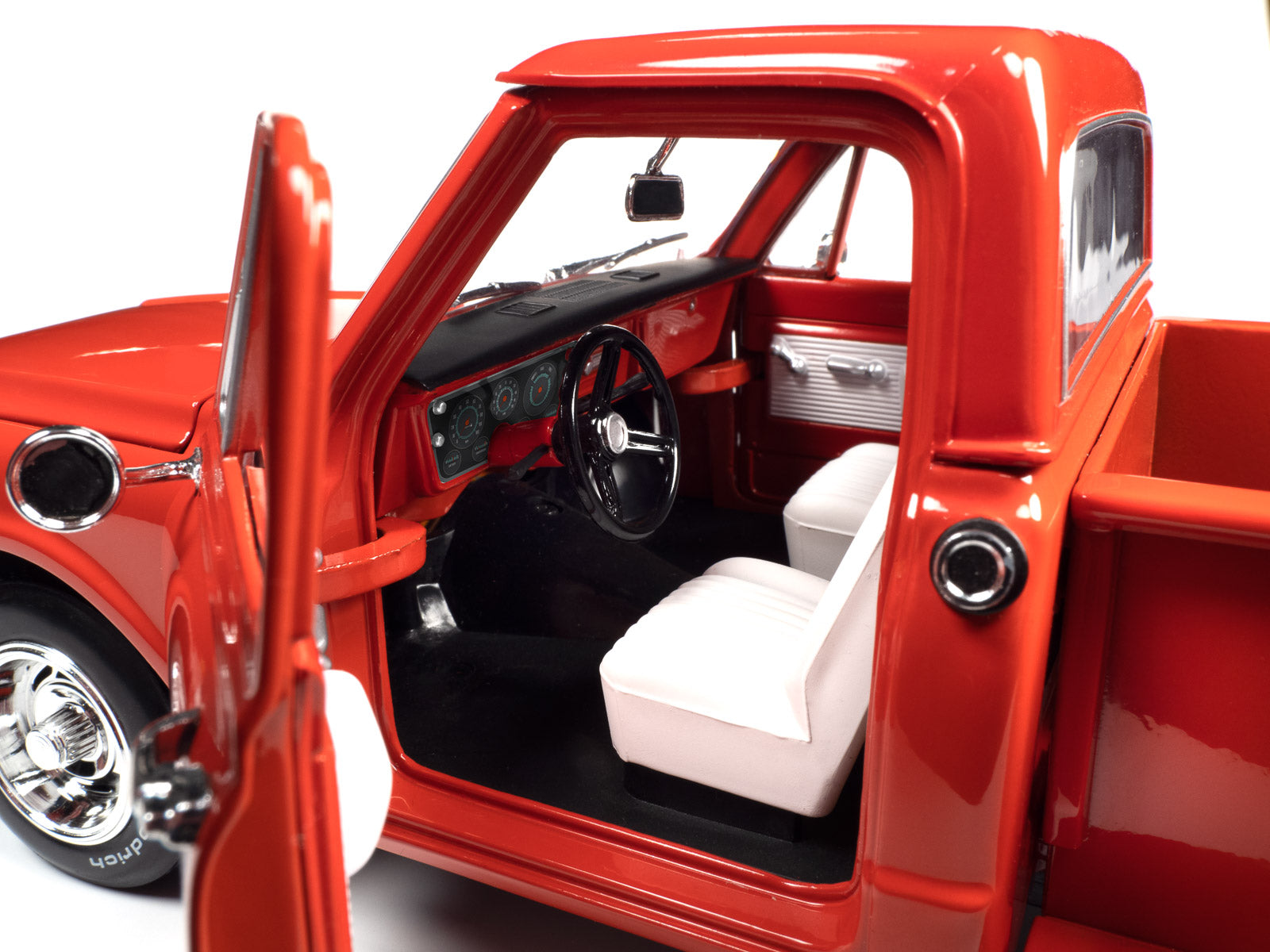 1968 C10 Pickup Stepside 1:18 Scale