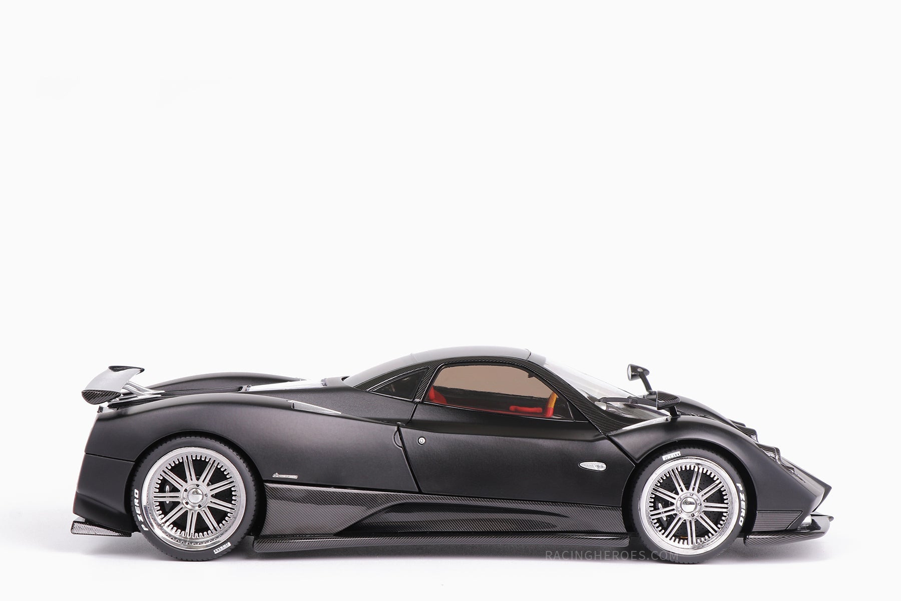 Pagani Zonda F 2005 Matt Black ��Limited Edition 500�� 1:18 by Almost Real
