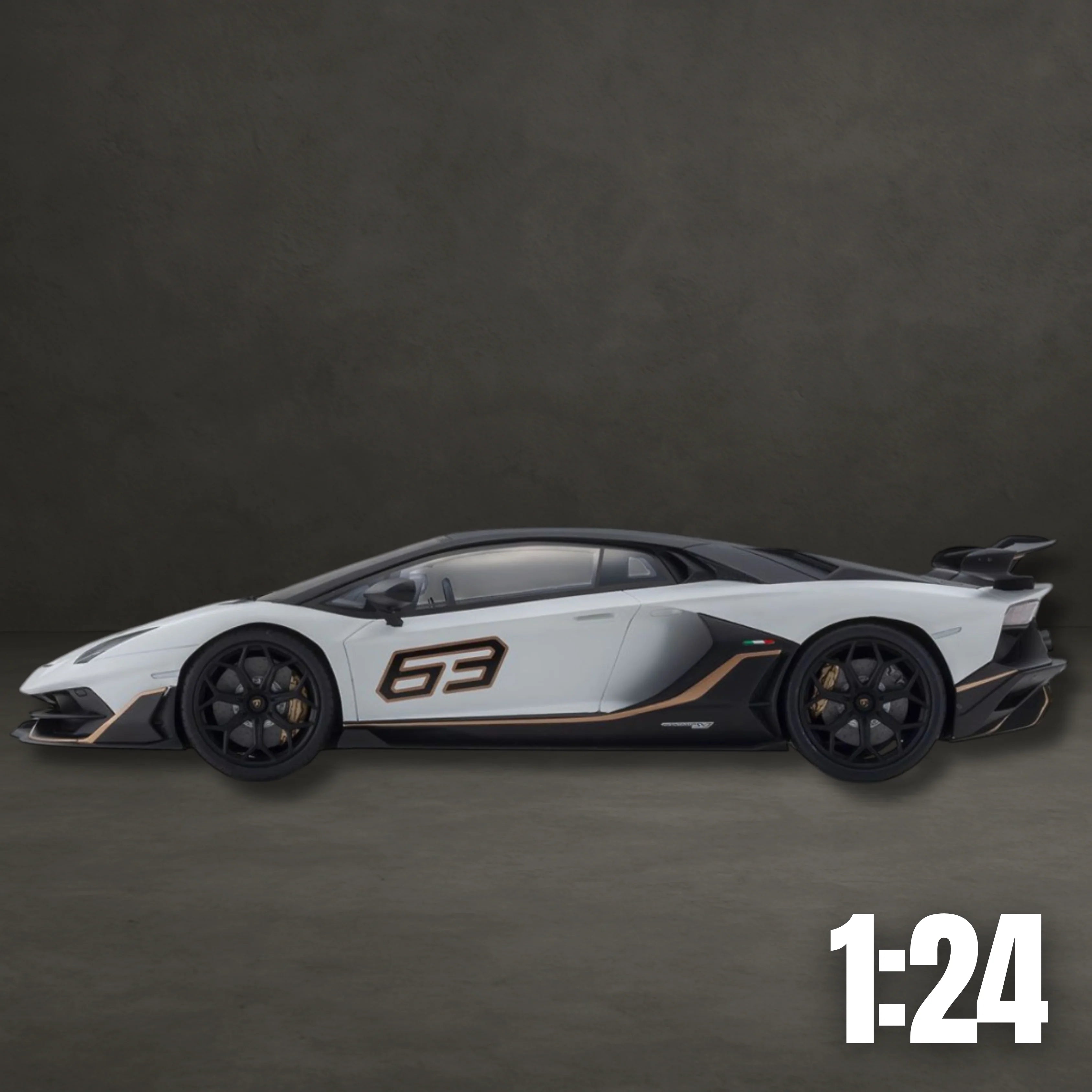 Lamborghini Aventador SVJ