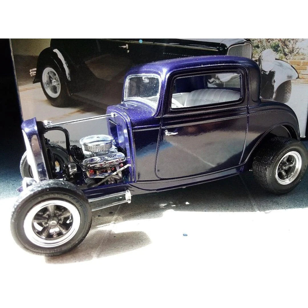 Revell 1/25 '32 Ford 5 Window Coupe