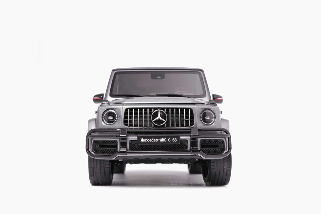 Mercedes-AMG G 63 �C 2019 �C Designo Platinum Magno 1:18 by Almost Real