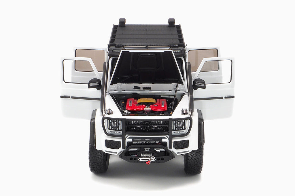 Brabus 550 Adventure Mercedes-Benz G 500 4��42 White 1:18 by Almost Real