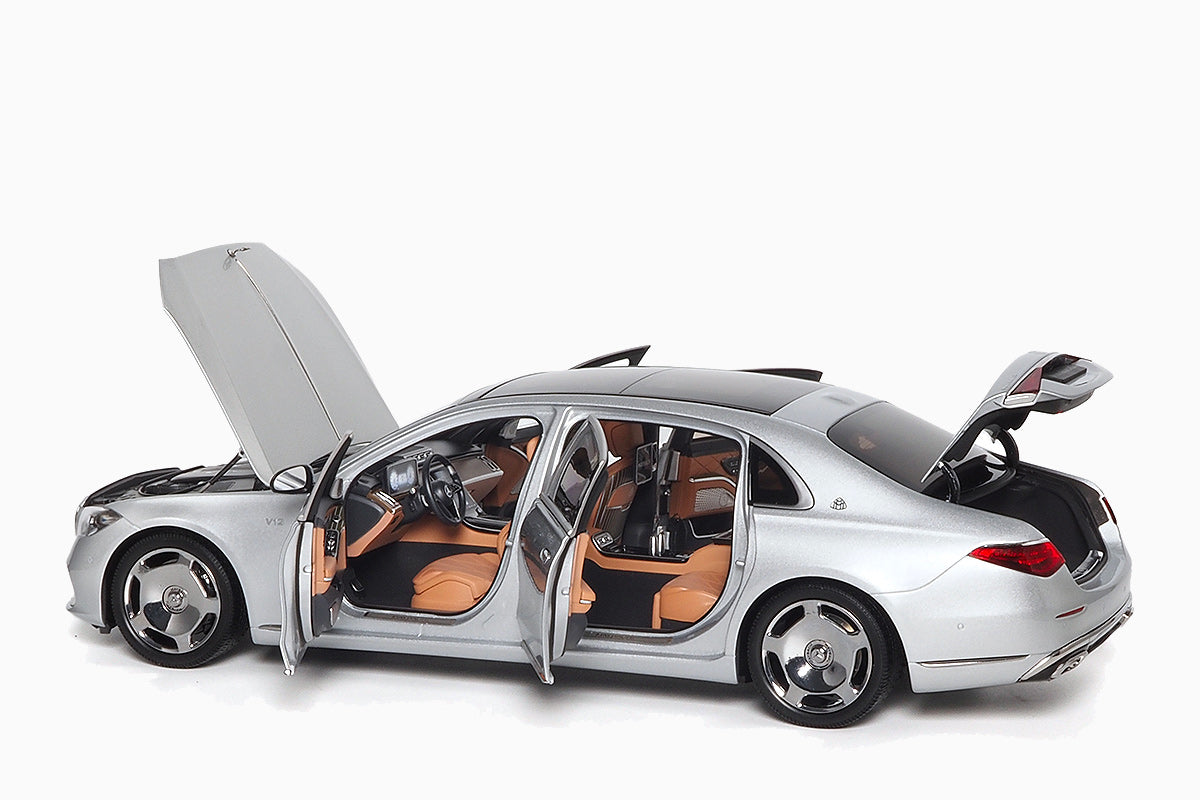 Mercedes �C Maybach S-Class 2021 Hightech Silver 1:18 by Almost Real