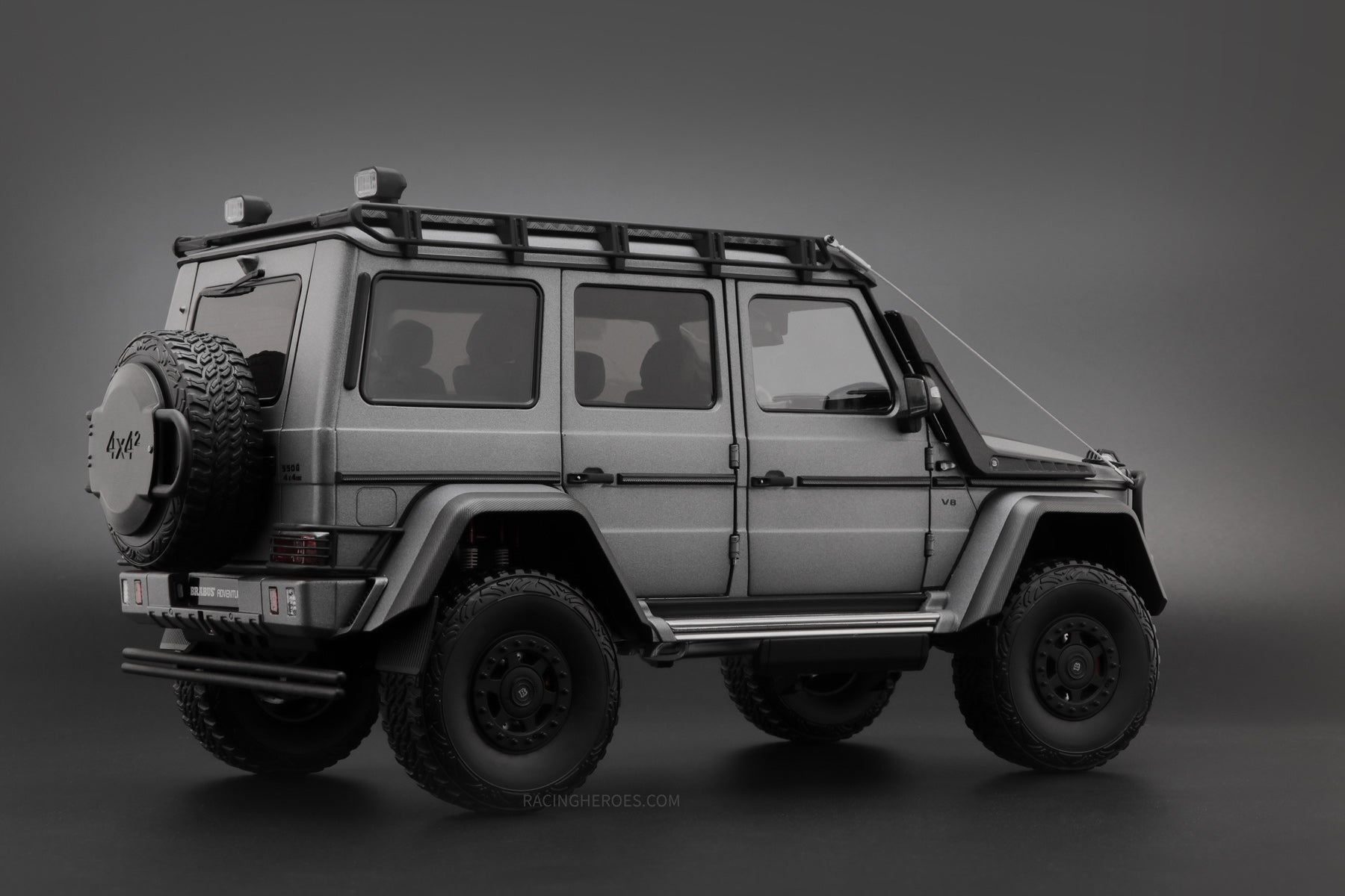 Brabus 550 Adventure Mercedes-Benz G 500 4��42 Monza Grey 1:18 by Almost Real