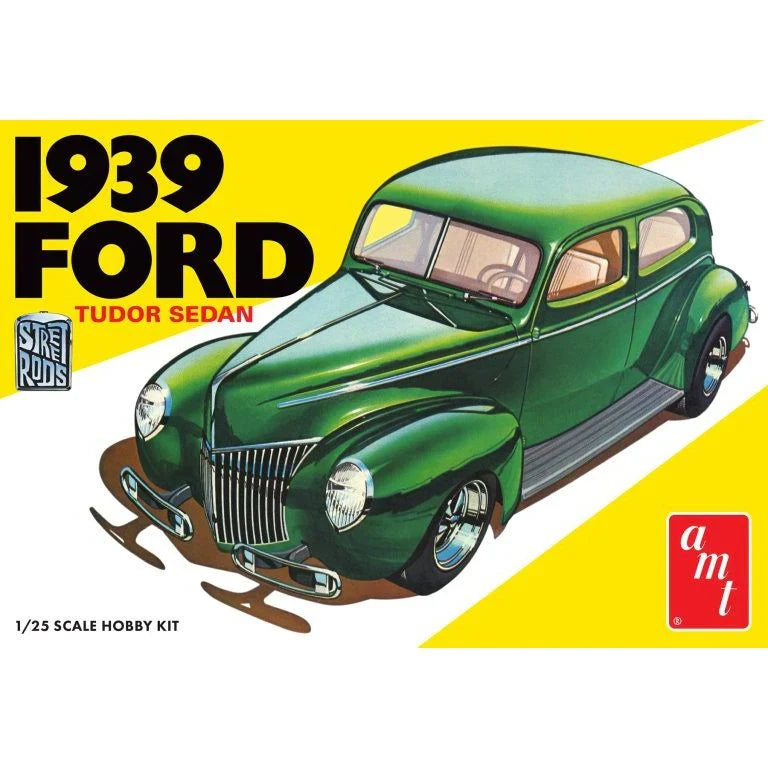 AMT 1939 Ford Sedan Street Rod Series 1/25 Scale Model Kit