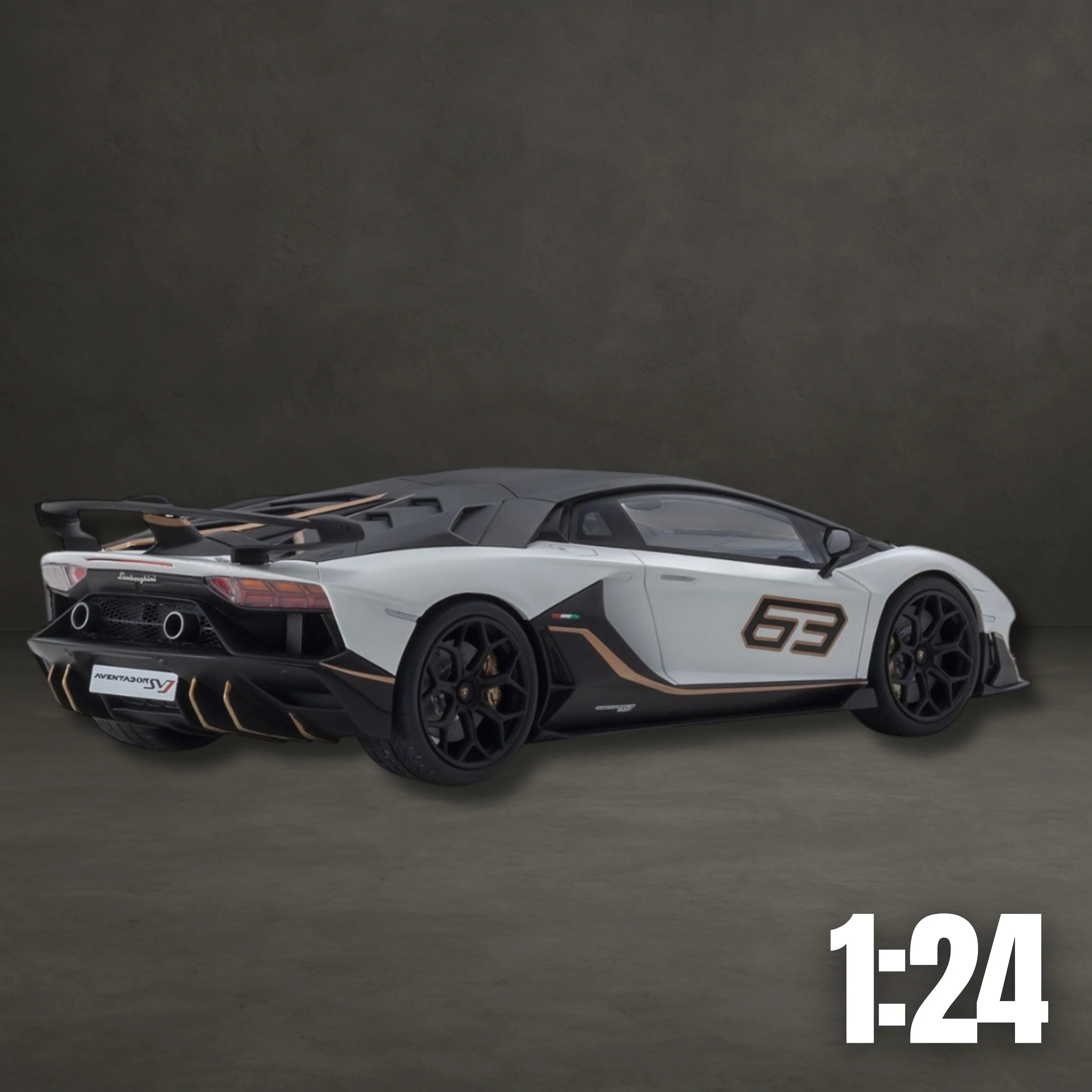 Lamborghini Aventador SVJ