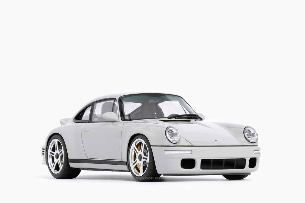 RUF SCR �C 2018 Chalk Grey 1:18 Limited Edition by Almost Real