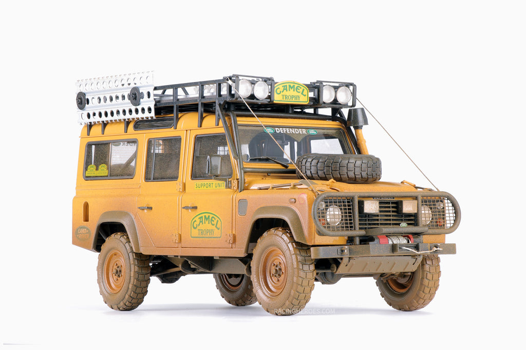 Land Rover Defender 110 ��Camel Trophy�� Sabah-Malaysia �C 1993 Dirty Version 1:18 by Almost Real