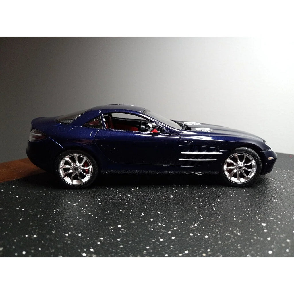Tamiya 1/24 Mercedes Benz SLR McLaren