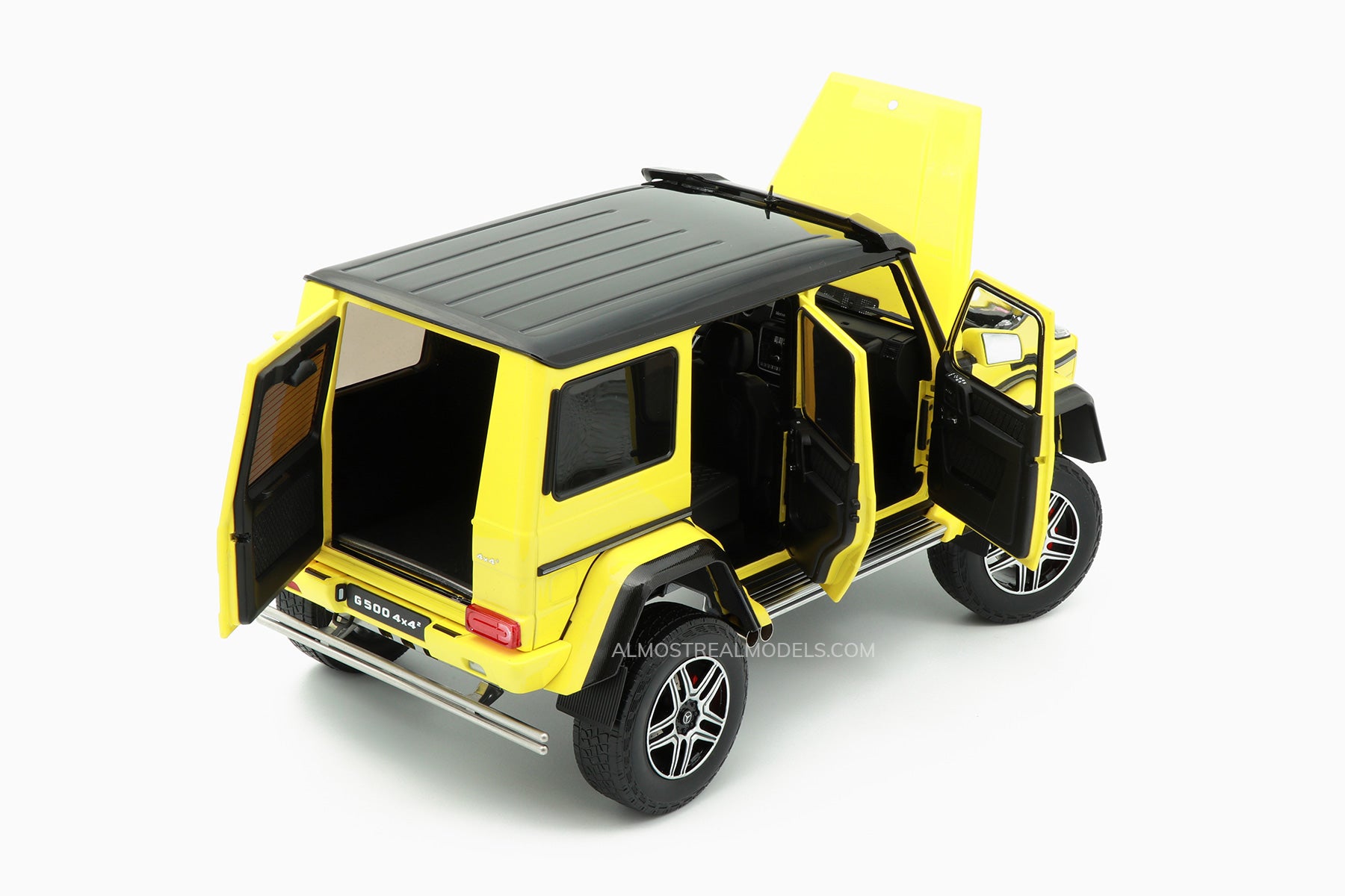 Mercedes-Benz G500 4��42 Yellow 1:18 by Almost Real