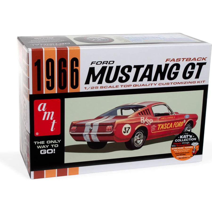AMT 1966 Ford Mustang Fastback 2+2 1/25 Scale Model Kit
