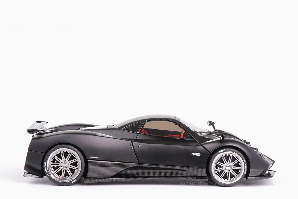 Pagani Zonda F 2005 Matt Black “Limited Edition 500” 1:18 by Almost Real