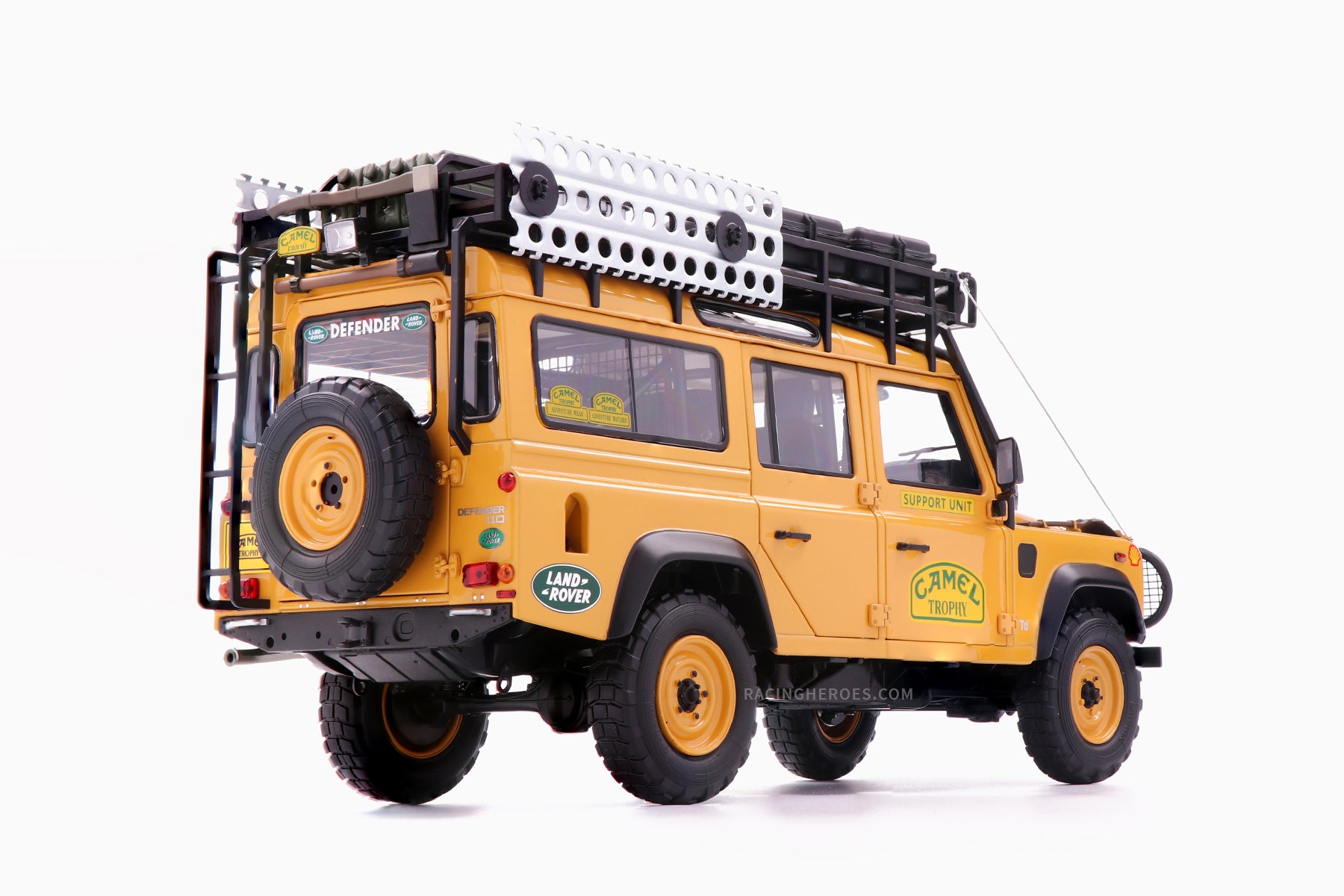 Land Rover Defender 110 ��Camel Trophy�� Sabah-Malaysia �C 1993 1:18 by Almost Real