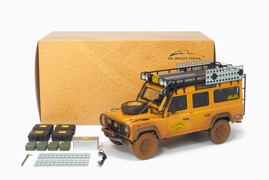 Land Rover Defender 110 ��Camel Trophy�� Sabah-Malaysia �C 1993 Dirty Version 1:18 by Almost Real