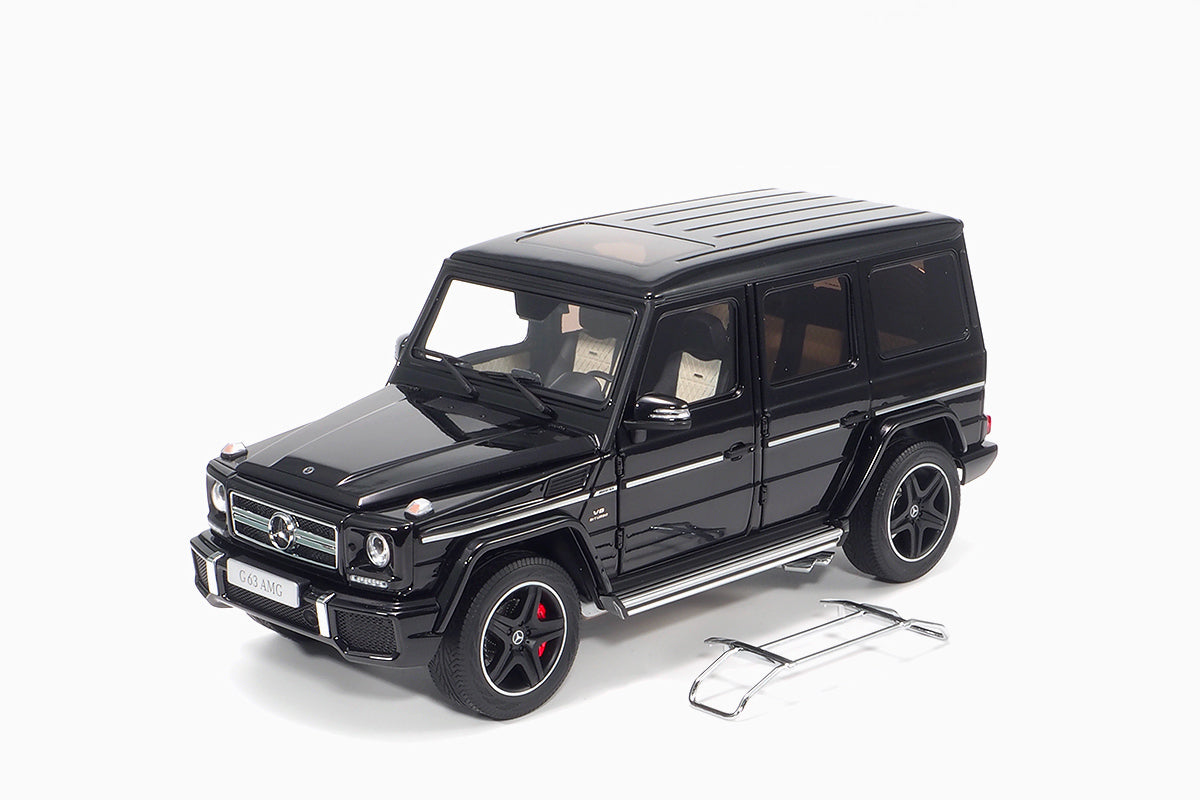 Mercedes-AMG G 63 (W463) 2015 �C Black 1:18 by Almost Real